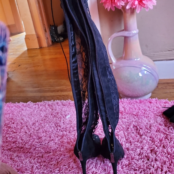 Over the knee lace boots with zipper - Picture 2 of 7